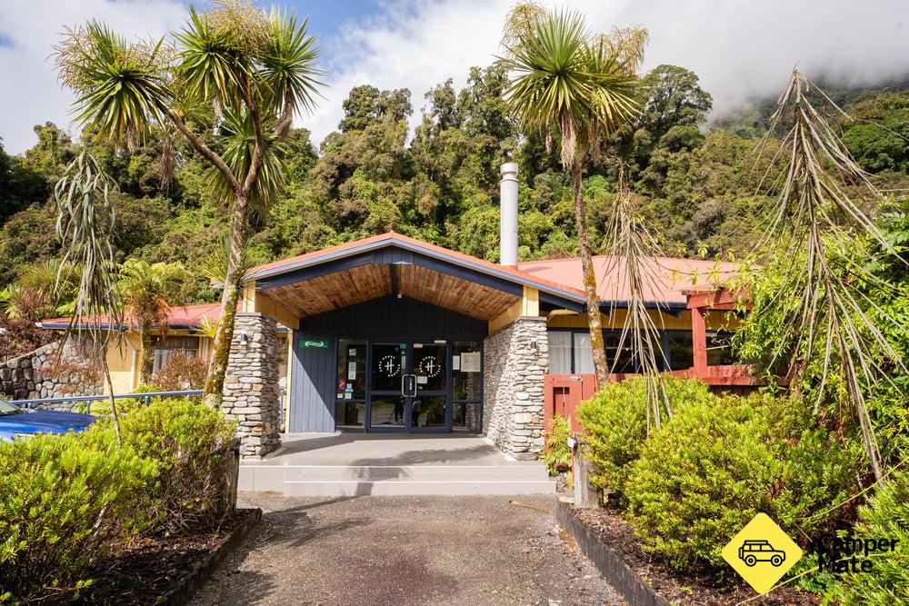 Haka House Franz Josef - 7