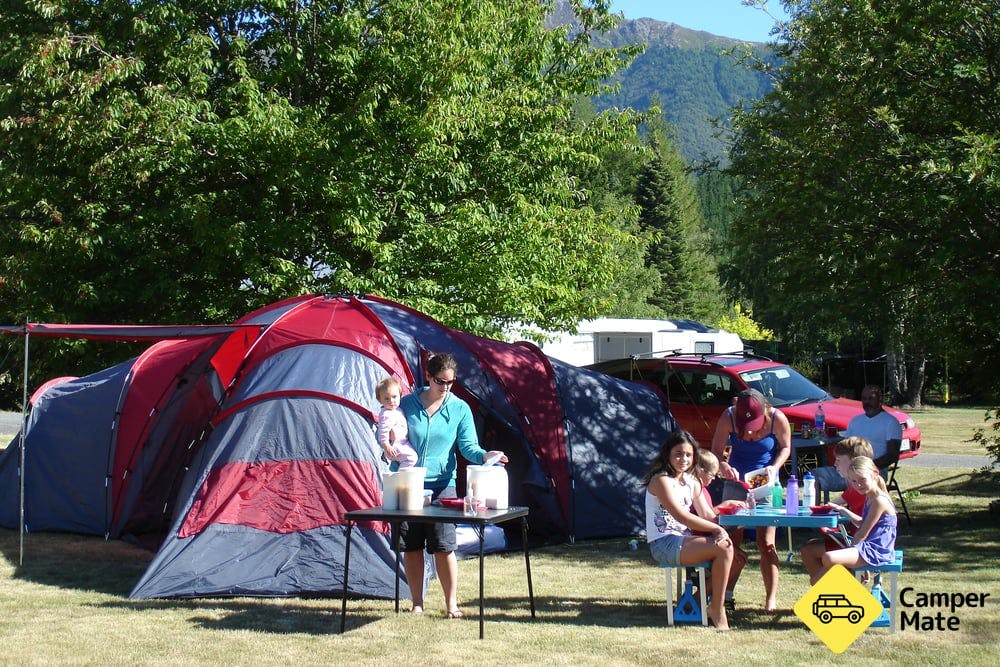 Alpine Holiday Apartments & Campground - 0