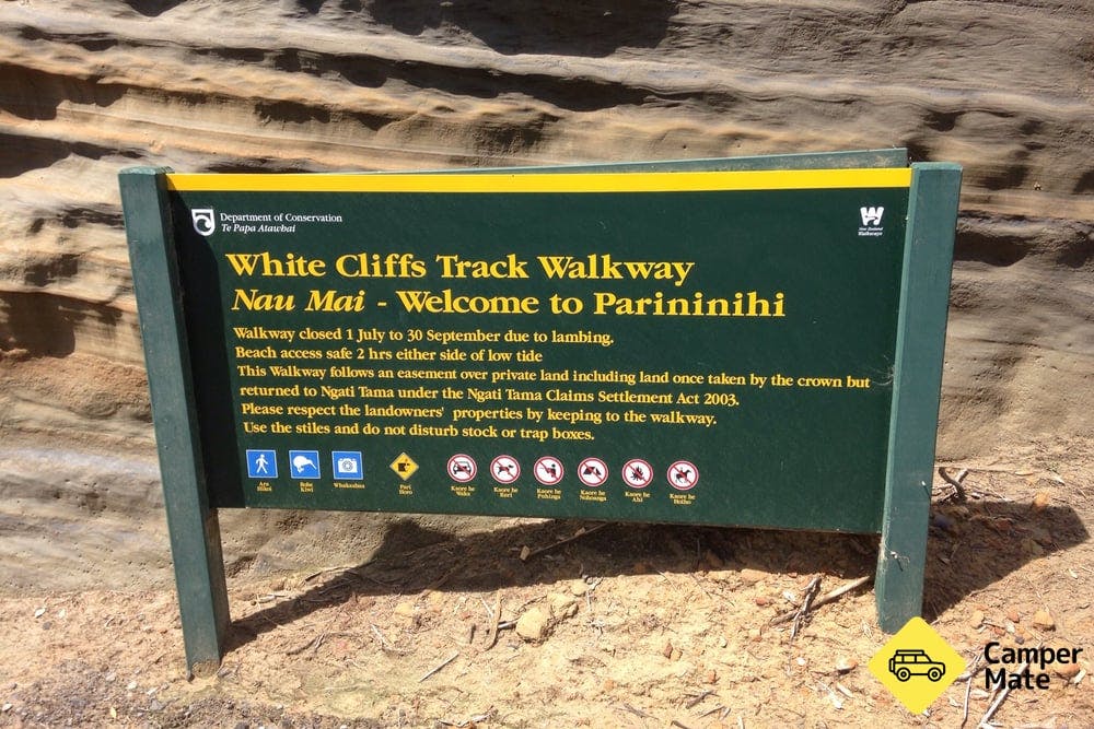 White Cliff Bay - 0
